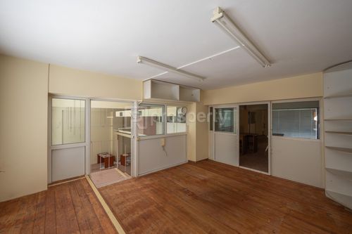secondary image