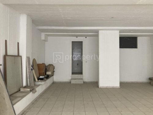 primary image
