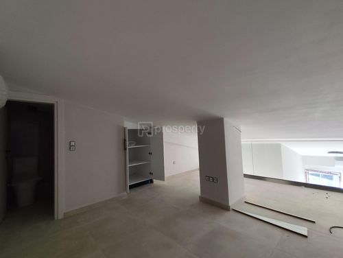 secondary image