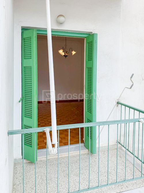 secondary image