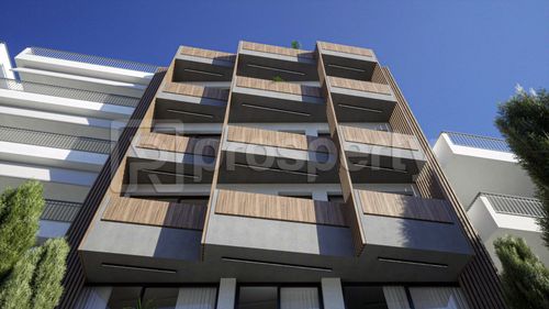 secondary image