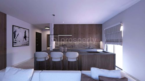 secondary image