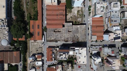 secondary image