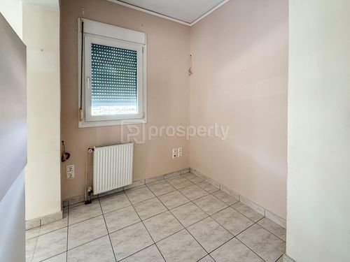 secondary image