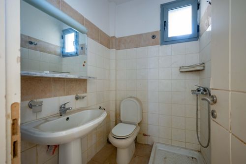 secondary image