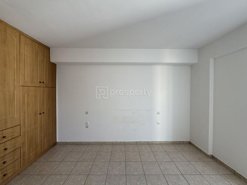 secondary image
