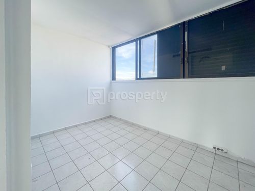 secondary image
