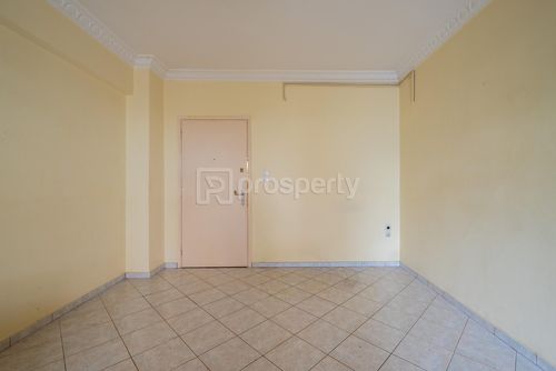 secondary image