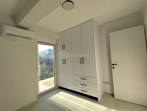 secondary image