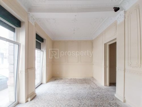 secondary image