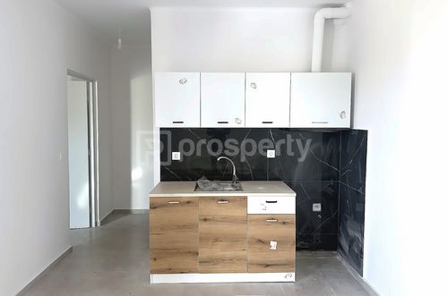 secondary image
