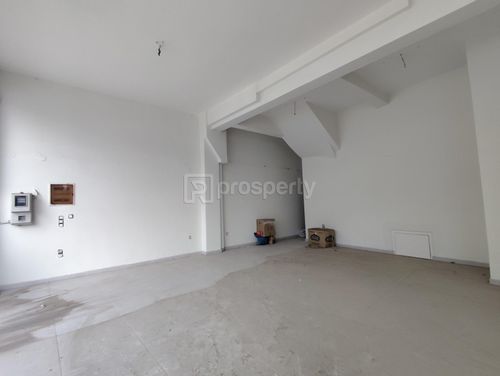 secondary image