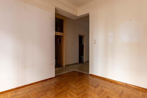 secondary image