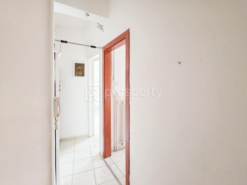 secondary image