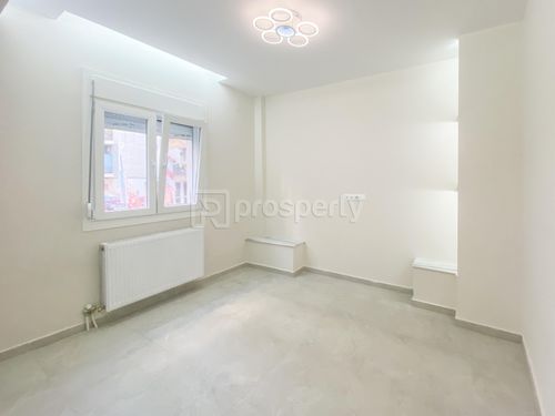 secondary image