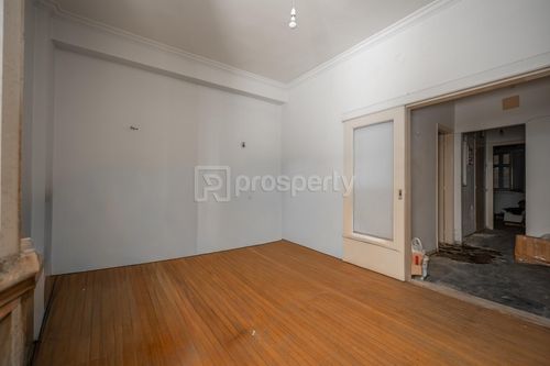 secondary image