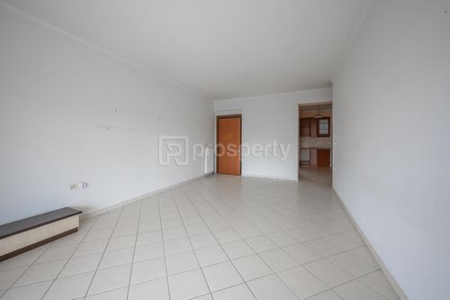 secondary image
