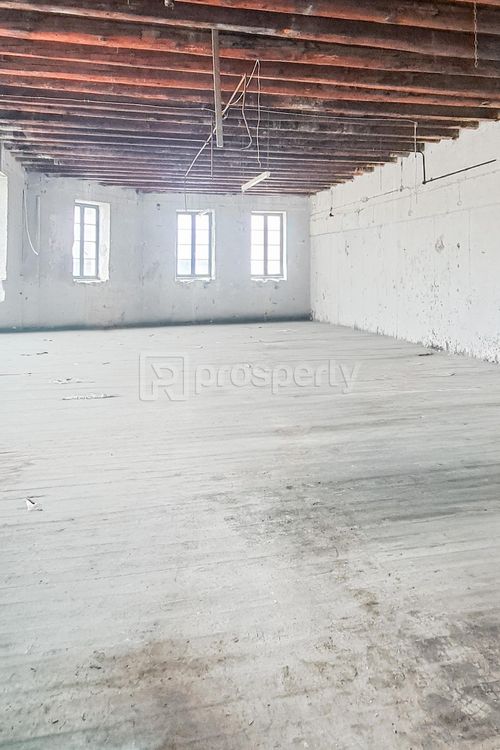 secondary image