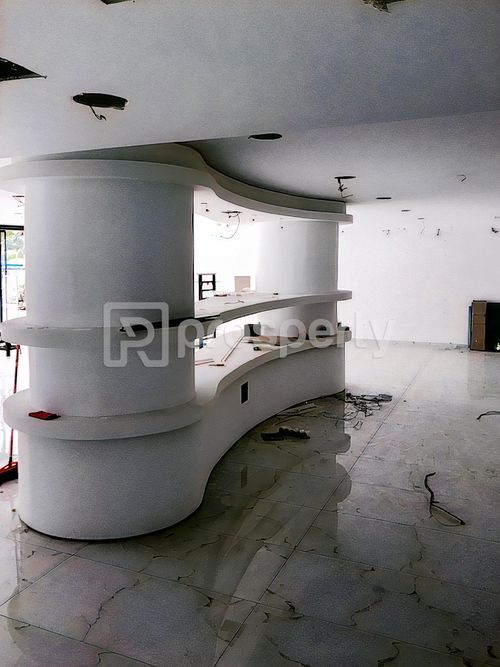 secondary image