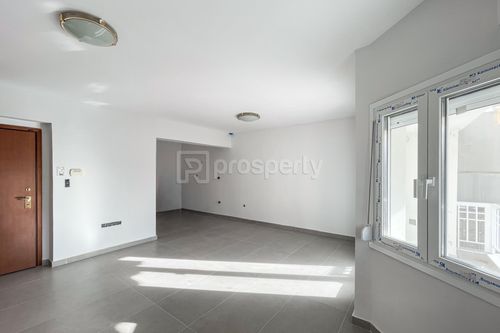 secondary image