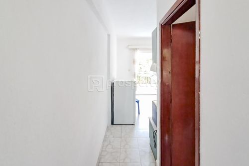 secondary image