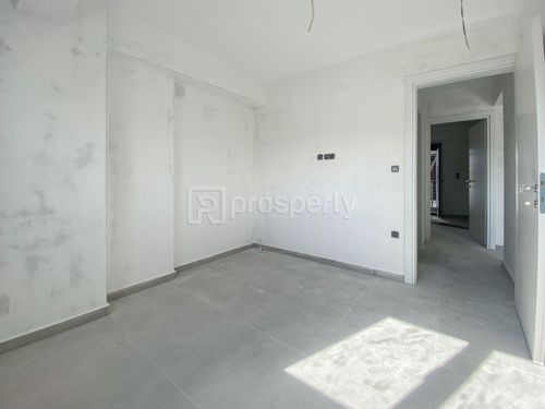 secondary image