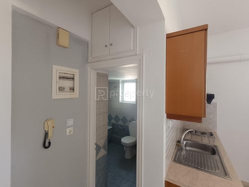 secondary image
