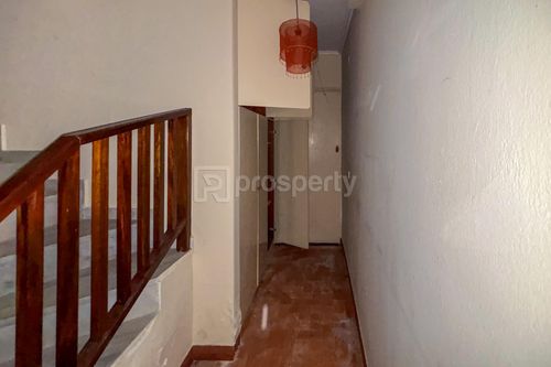 secondary image