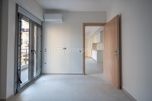 secondary image