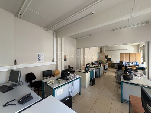 secondary image