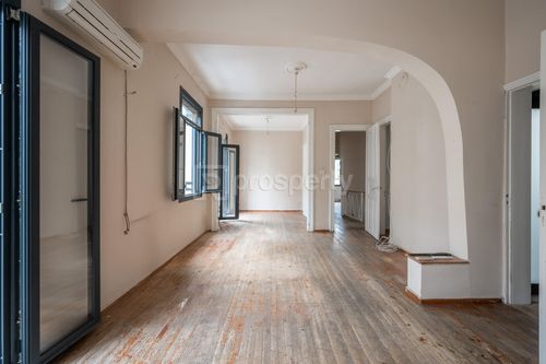 secondary image