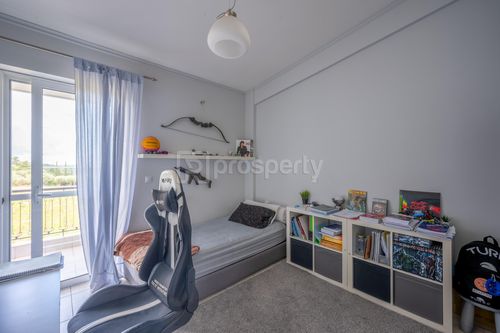 secondary image