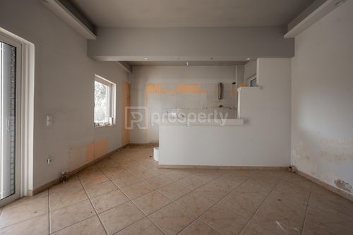 secondary image