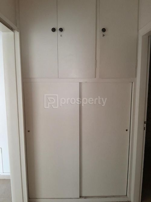 secondary image