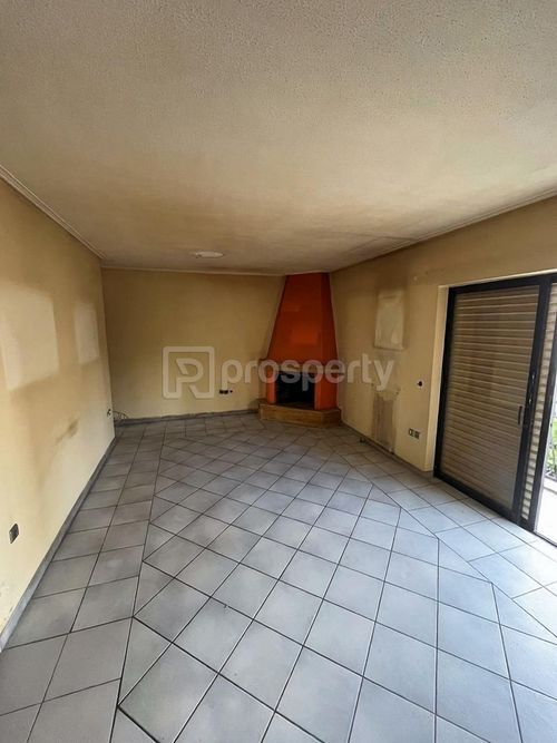 secondary image