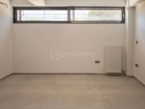 secondary image