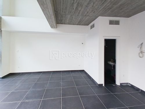 secondary image