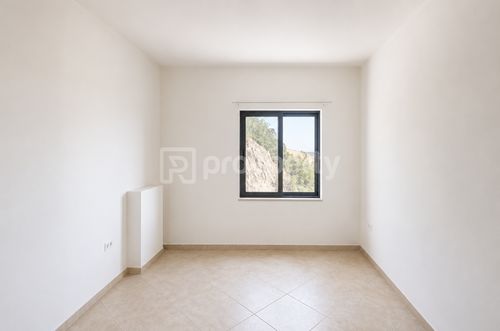 secondary image