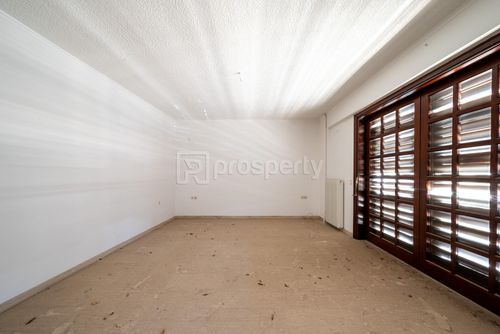 secondary image