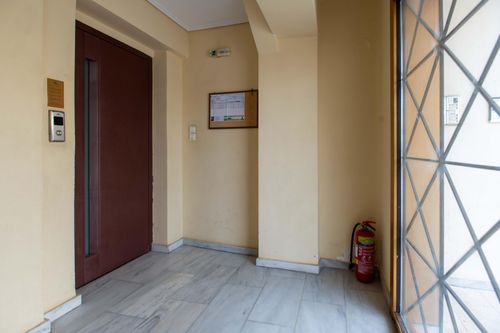 secondary image