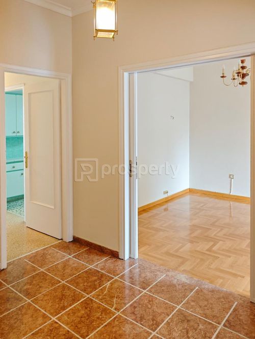 secondary image