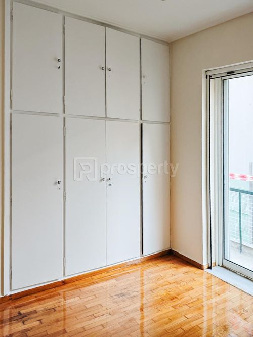 secondary image