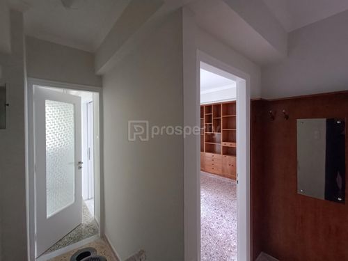 secondary image