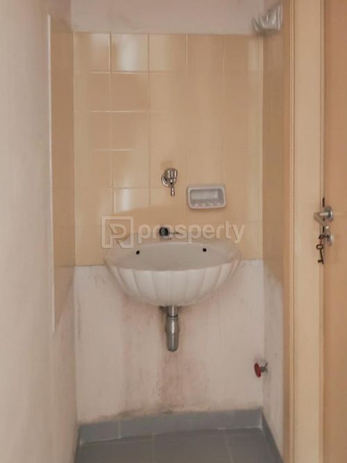 secondary image