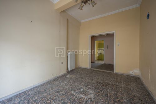 secondary image