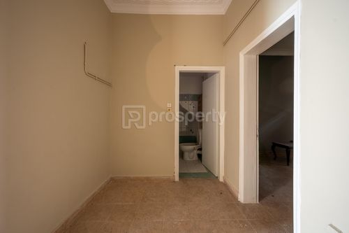 secondary image