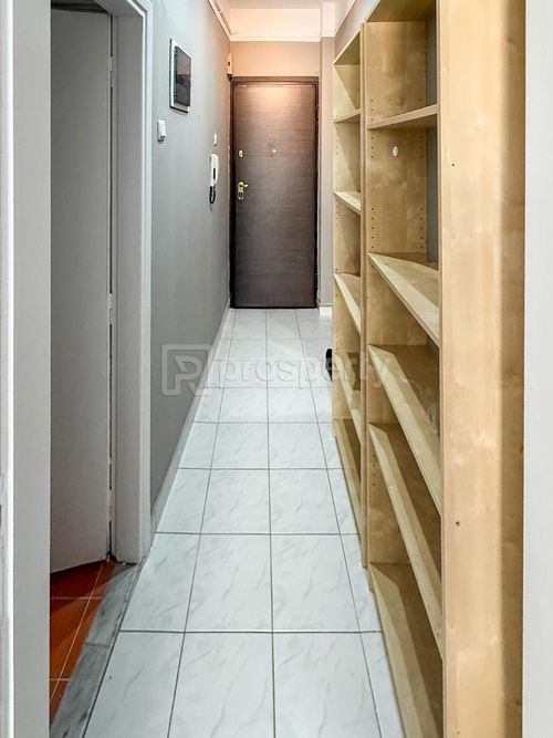 secondary image