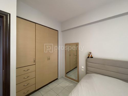 secondary image