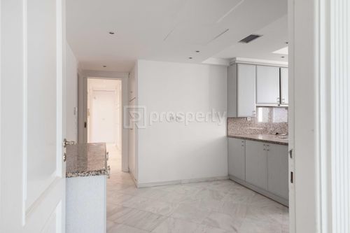 secondary image
