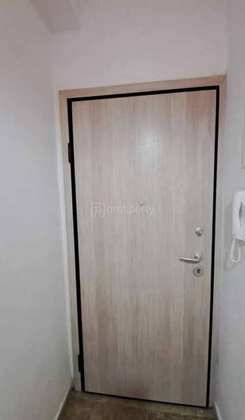 secondary image